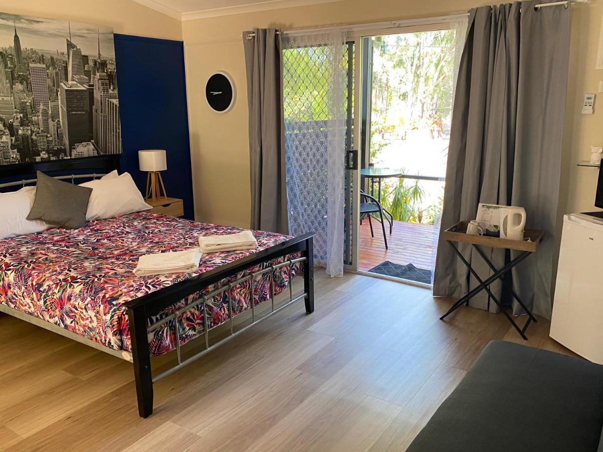 Colonial Village Resort Hervey Bay Buitenkant foto
