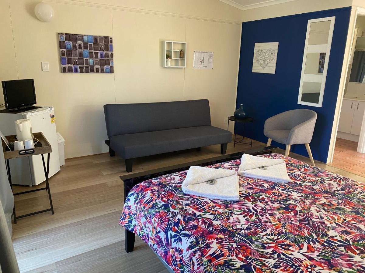 Colonial Village Resort Hervey Bay Buitenkant foto