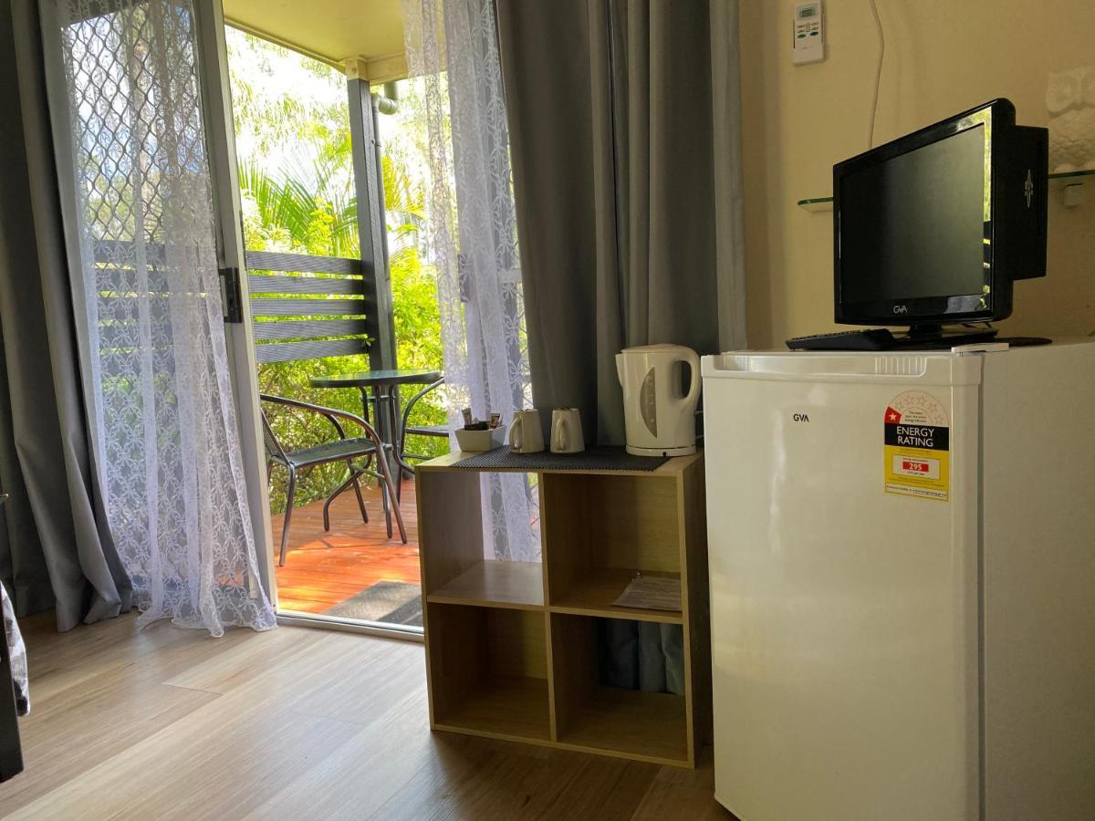 Colonial Village Resort Hervey Bay Buitenkant foto