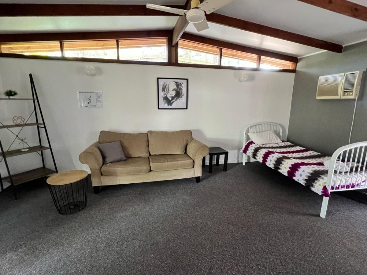 Colonial Village Resort Hervey Bay Buitenkant foto