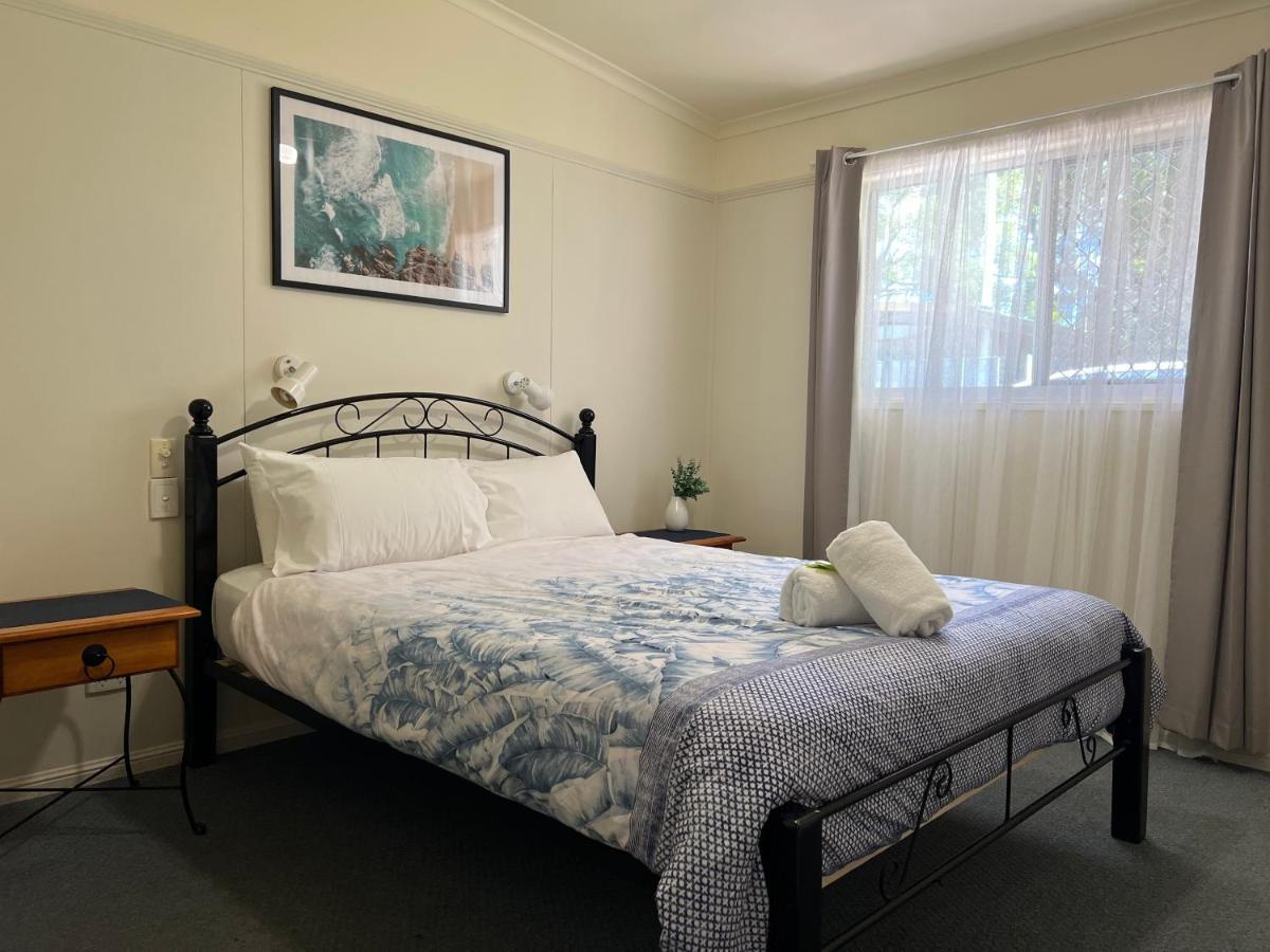 Colonial Village Resort Hervey Bay Buitenkant foto